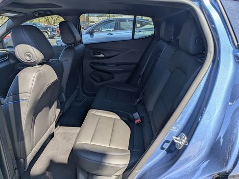 New 2026 Buick Envista Sport Touring image 12