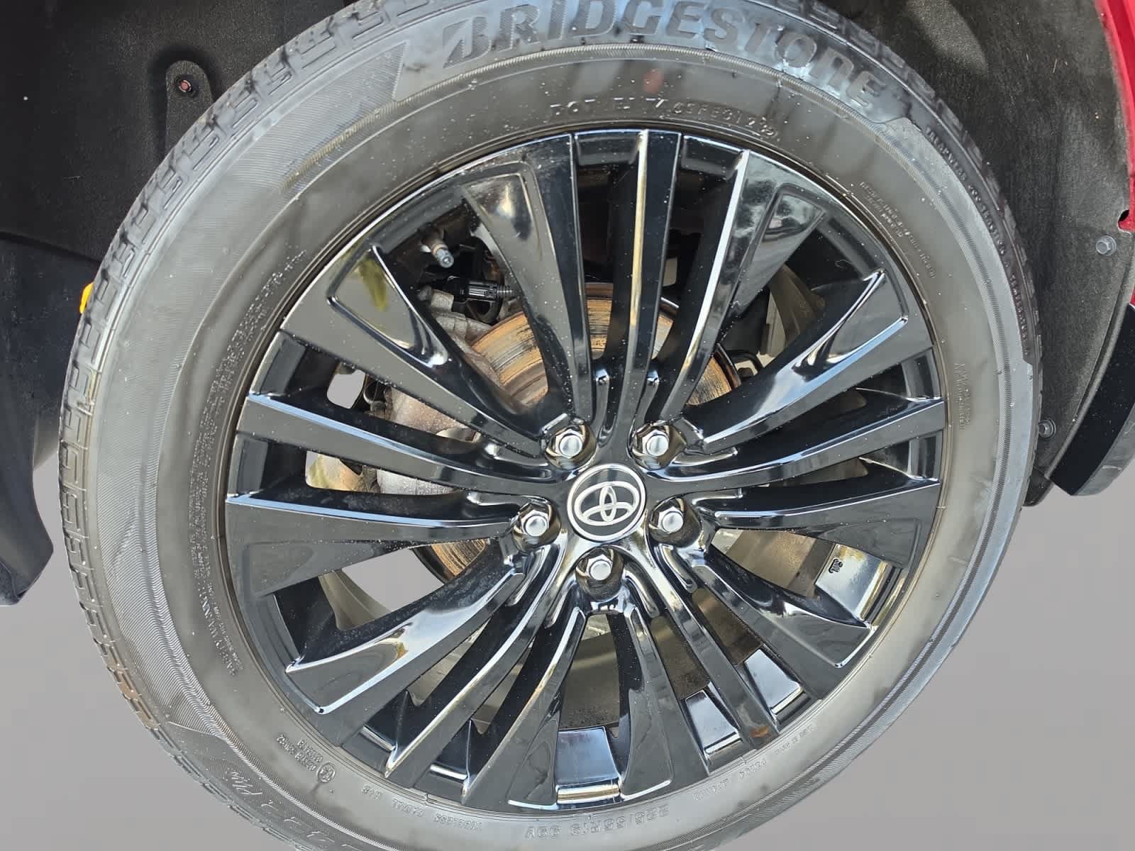 Used 2023 Toyota Venza Nightshade AWD/4WD image 19