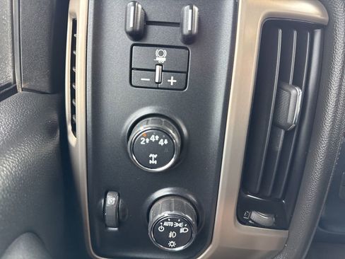 Used 2017 GMC Sierra 2500 Denali w/ Duramax Plus Package image 27