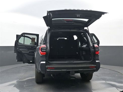 New 2026 Toyota 4Runner SR5 image 33