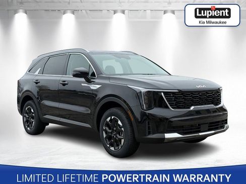 New 2026 Kia Sorento S image 1