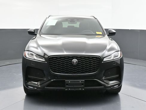 Used 2022 Jaguar F-PACE S image 2