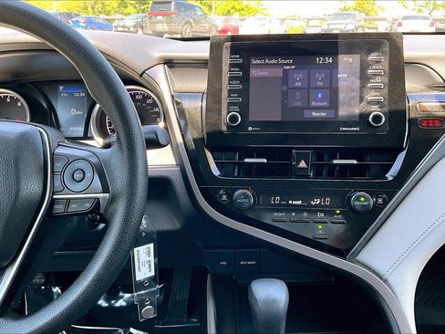 Used 2023 Toyota Camry LE FWD image 6