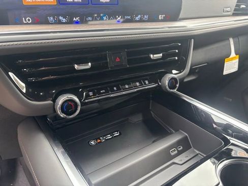 New 2026 Chevrolet Tahoe High Country w/ Sun And Tow Package image 24