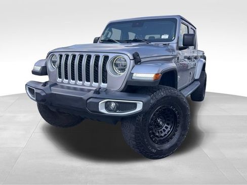 Used 2020 Jeep Gladiator Overland AWD/4WD image 9