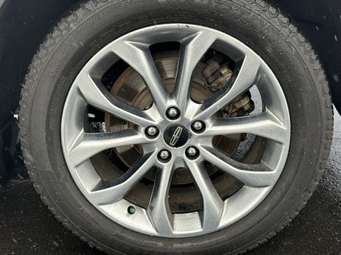 Used 2017 Lincoln MKC Select w/ Select Plus Package image 11