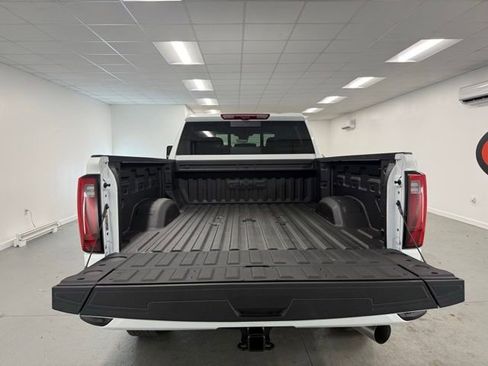 New 2026 GMC Sierra 2500 Denali Ultimate image 8