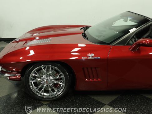 Used 2005 Chevrolet Corvette Coupe w/ Preferred Equipment Group RWD image 23