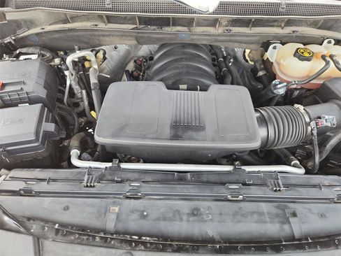 Used 2022 Chevrolet Suburban Z71 w/ Off-Road Capability Package AWD/4WD image 29