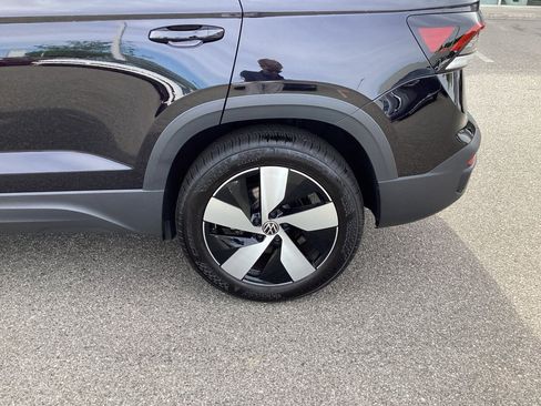 Certified 2025 Volkswagen Taos S AWD/4WD image 22