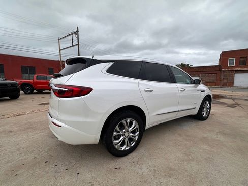 Used 2021 Buick Enclave Avenir w/ LPO, Floor Liner Package FWD image 7