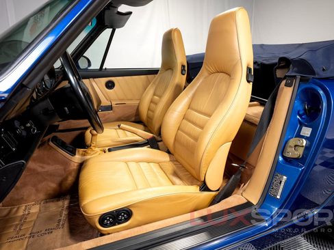 Used 1992 Porsche 911 Carrera image 32