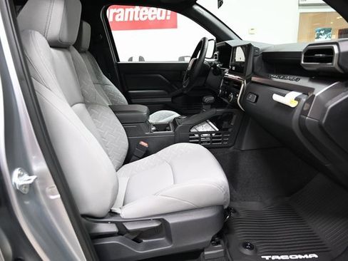 New 2026 Toyota Tacoma SR5 image 13