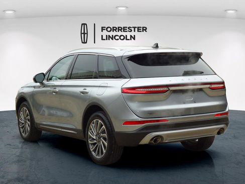 Used 2024 Lincoln Corsair Reserve w/ Equipment Group 201A image 5