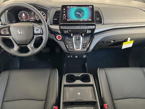 New 2026 Honda Odyssey Elite image 24