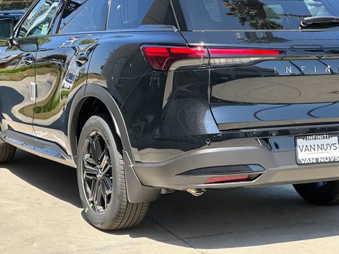 New 2027 INFINITI QX60 Sport w/ Dark Cargo Package AWD/4WD image 4