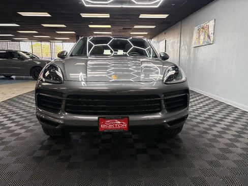 Used 2021 Porsche Cayenne E-Hybrid Coupe image 4
