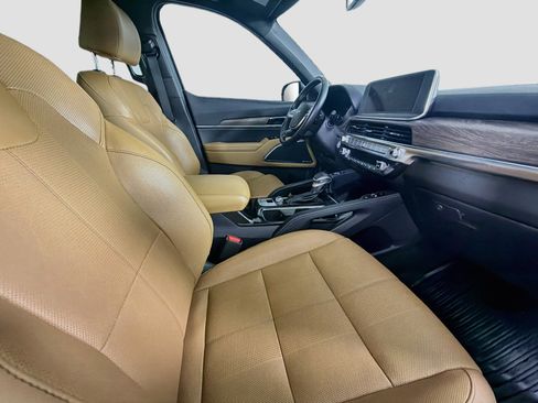 Used 2022 Kia Telluride SX w/ Towing Package FWD image 33