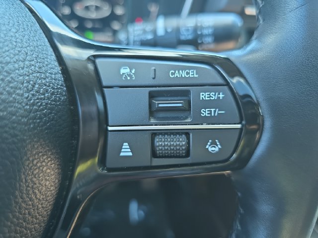 Used 2025 Honda Pilot Elite image 29