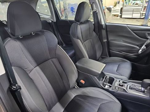 Used 2022 Subaru Forester Premium w/ Popular Package #3 image 28