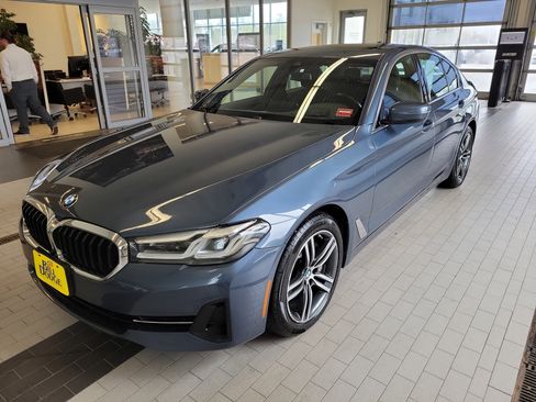 Used 2023 BMW 530i xDrive w/ Premium Package AWD/4WD image 1
