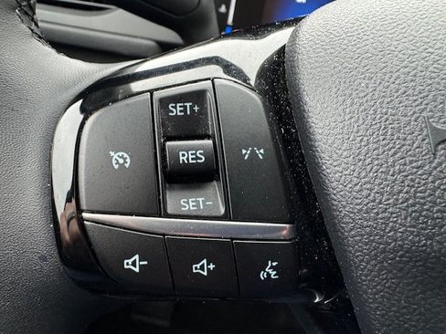 Used 2024 Ford Escape Active AWD/4WD image 7