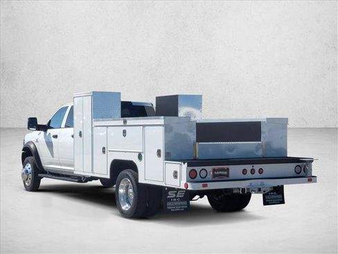New 2026 RAM 5500 Tradesman w/ Chrome Appearance Group AWD/4WD image 9