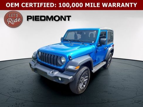 Certified 2025 Jeep Wrangler Sport AWD/4WD image 1