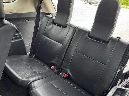 Used 2019 Mitsubishi Outlander SEL AWD/4WD image 12