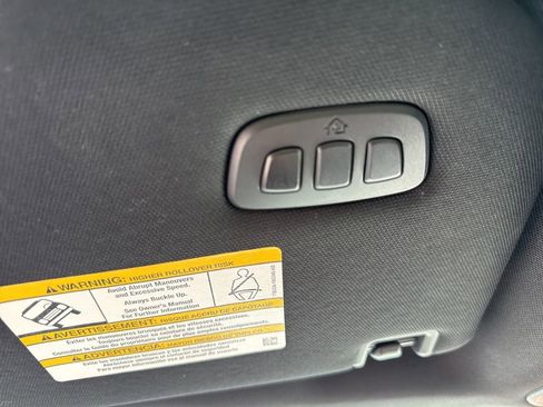 Used 2020 Ford F150 Lariat w/ Equipment Group 502A Luxury image 33