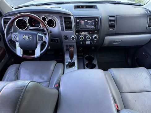 Used 2016 Toyota Sequoia Platinum AWD/4WD image 11