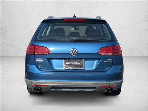 Used 2017 Volkswagen Golf Alltrack SE AWD/4WD image 7