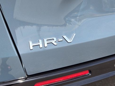 Used 2024 Honda HR-V EX-L image 35