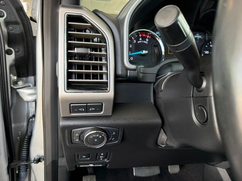 Used 2018 Ford F350 Platinum w/ Platinum Ultimate Package AWD/4WD image 27