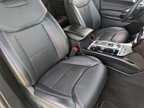 Used 2022 Ford Explorer ST w/ Equipment Group 401A image 12