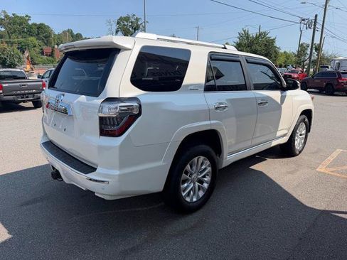 Used 2017 Toyota 4Runner Limited AWD/4WD image 4