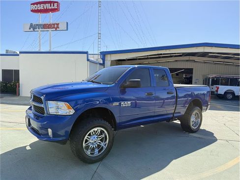 Used 2015 RAM 1500 Express AWD/4WD image 2