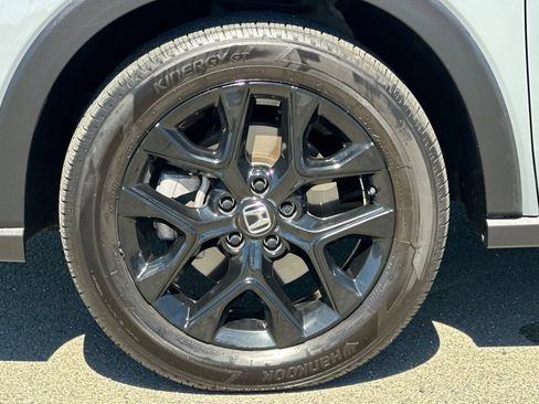 Certified 2025 Honda HR-V Sport image 26