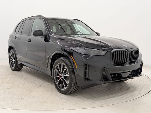 New 2026 BMW X5 xDrive40i w/ M Sport Package AWD/4WD image 7