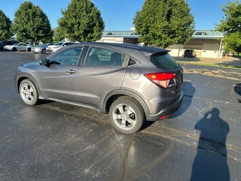 Used 2018 Honda HR-V LX image 5