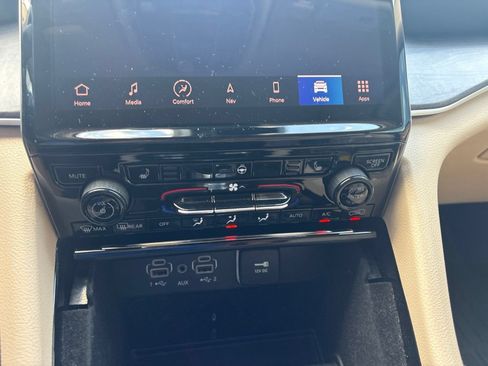 Used 2021 Jeep Grand Cherokee L Limited RWD image 29