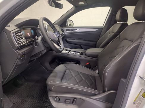 New 2026 Volkswagen Atlas Cross Sport SE AWD/4WD image 21