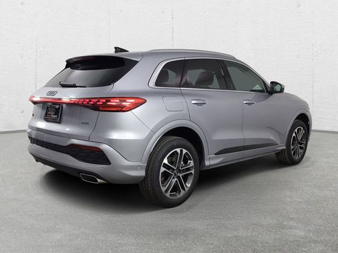 New 2026 Audi Q5 Premium AWD/4WD image 6