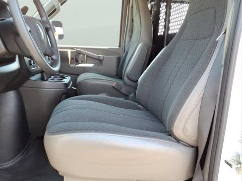 Used 2024 GMC Savana 2500 w/ Driver Convenience Package RWD image 22