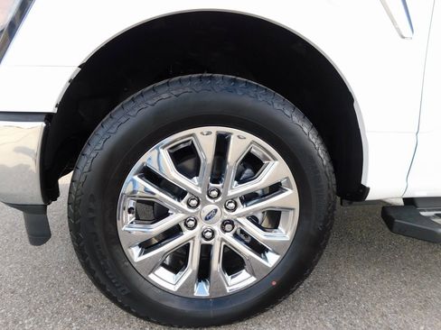 New 2025 Ford F150 Lariat w/ Equipment Group 501A Mid image 14