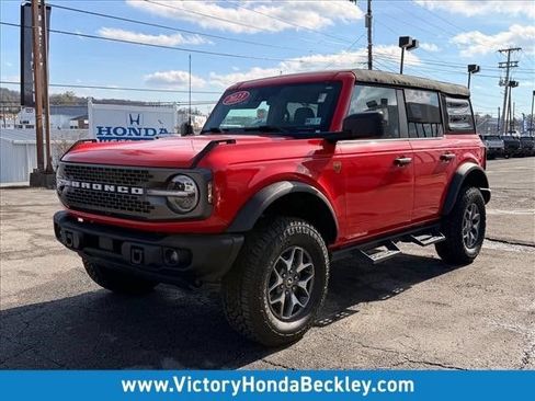 Used 2023 Ford Bronco Badlands AWD/4WD image 8