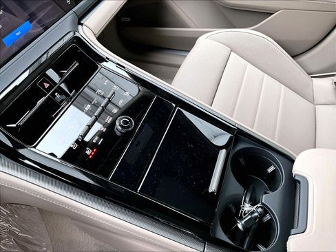 New 2026 Porsche Panamera 4 image 11