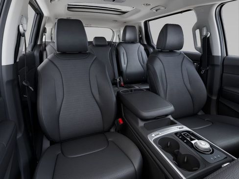New 2026 Kia Carnival SX Prestige FWD image 15