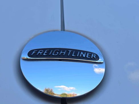 Used 2014 Freightliner Sprinter 3500 image 44