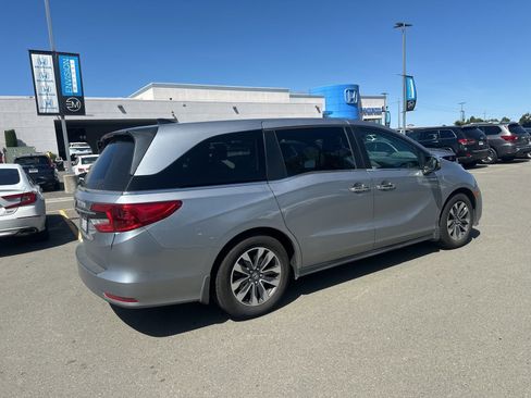 Certified 2021 Honda Odyssey EX-L image 3